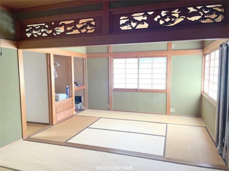 1階6畳の和室。続き和室で、隣の8帖和室と繋げてより広い空間にすることも可能です。