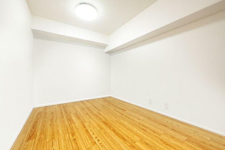 洋室　約6.1帖　※画像はCGにより家具等の削除、床・壁紙等を加工した空室イメージです。