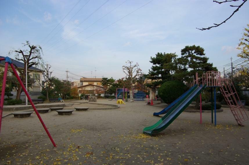 【公園】松ヶ本公園まで378m