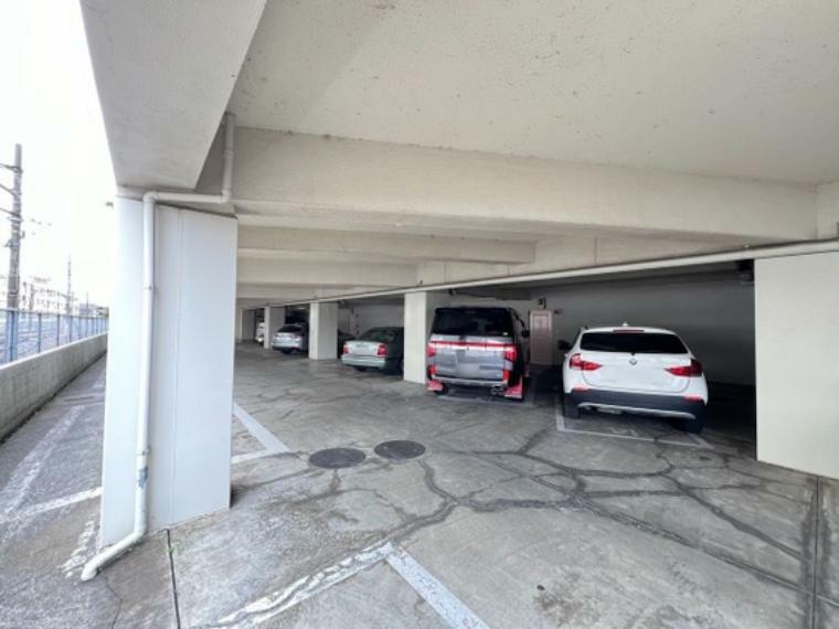 駐車場です。最新の空き状況等はお問い合わせください。