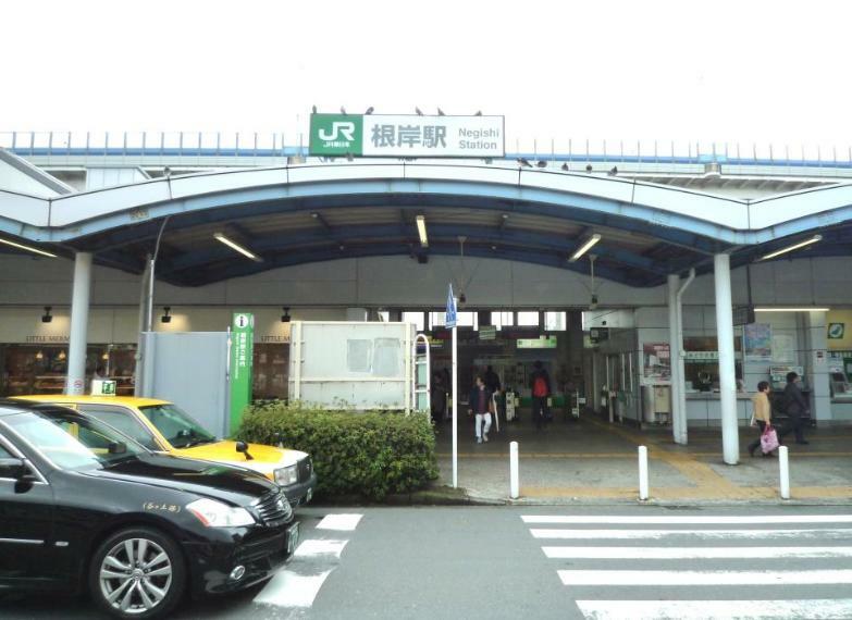 JR根岸線『根岸』駅（「横浜」駅へ約12分。品川、新橋、東京など都心の駅へダイレクトアクセス可能で通勤に便利です。）