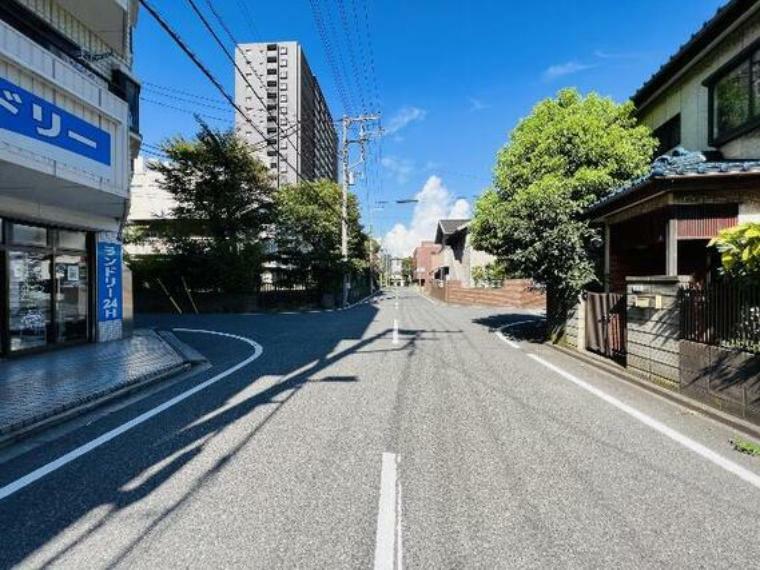 前面道路です。