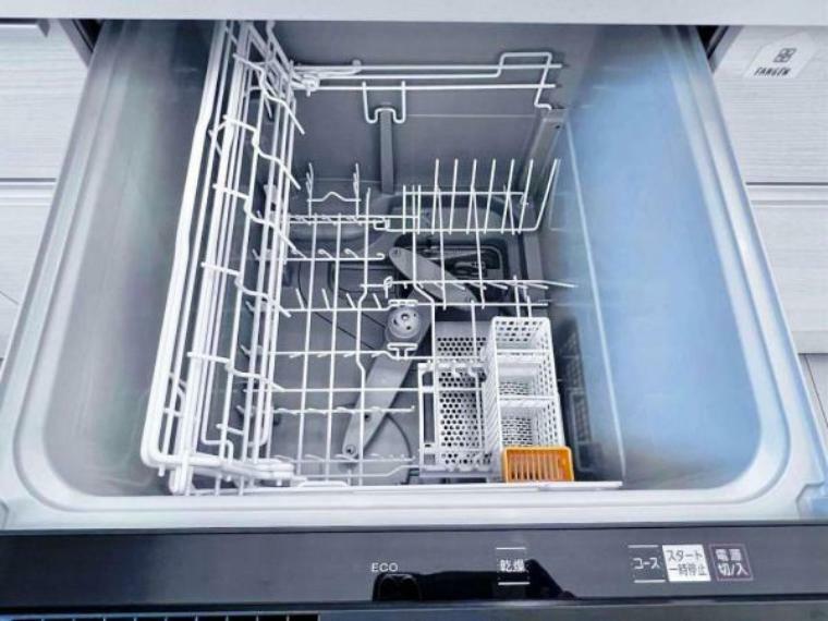 食洗機内蔵のシステムキッチンです。