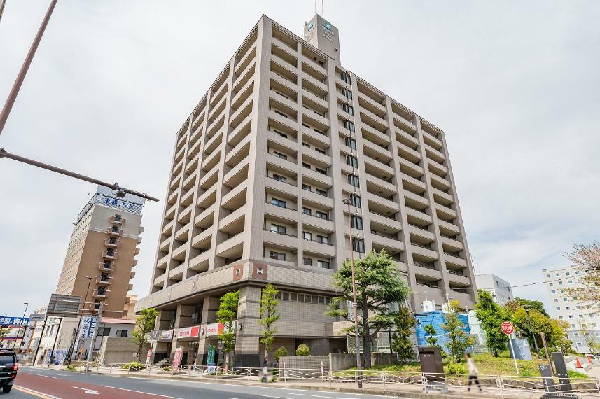 総戸数80戸、東海道本線 「茅ケ崎」駅 徒歩4分、生活利便施設が豊富に揃う周辺環境