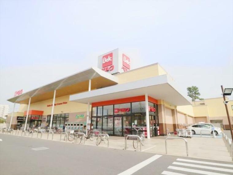 ベルク狭山入間川店 【ベルク狭山入間川店】営業時間:9:00-0:00 食料品や日用品を販売するスーパーです。駐車場も大きく駅からも近い便利なスーパーです。