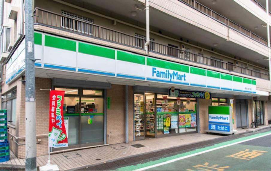 ファミリーマート 新宿大久保二丁目店