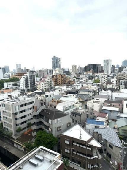 渋谷川 白金台方面の眺望は良好です