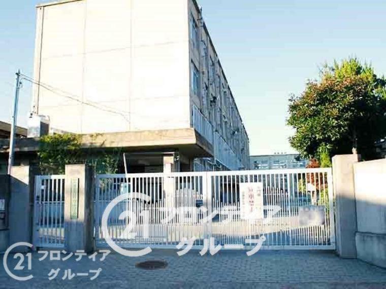 徒歩13分。竹田小学校