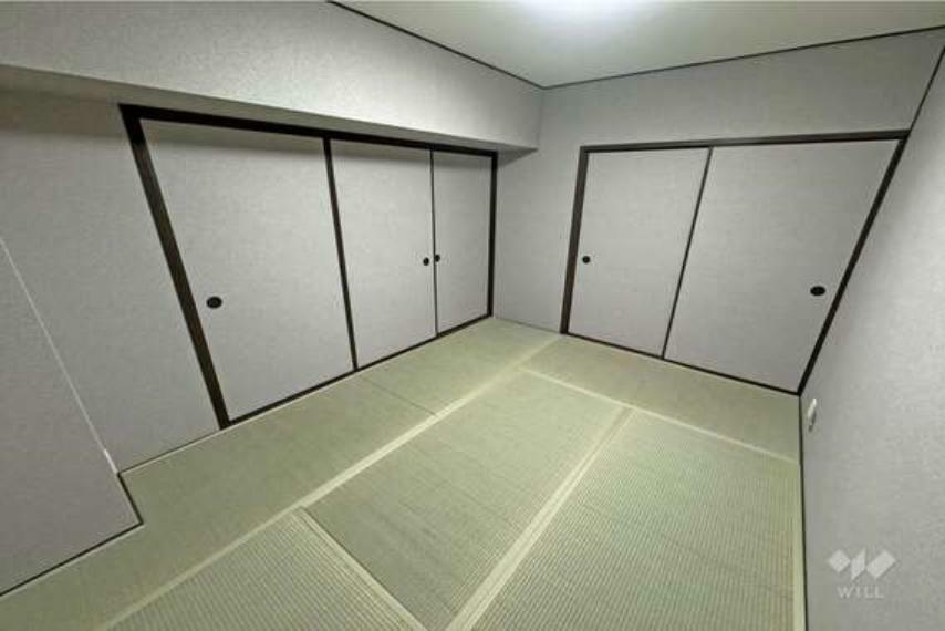 【和室】6.0帖の和室です。建具は和風モダンの様相を呈しており、外部との調和が取れております。
