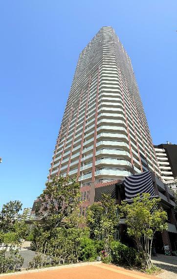 46階建ての免震構造タワーマンション