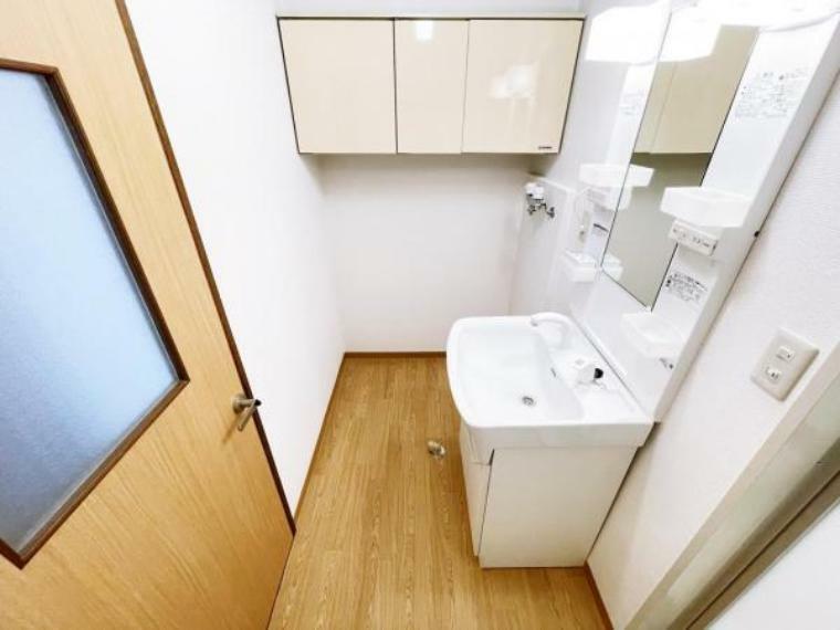 （洗面室・脱衣室）《内覧OK！》ご家族のプライベート空間をご用意できる3DKのお部屋です*リフォーム完了しているので、キレイお部屋で新生活をすぐにスタートできますね＾＾
