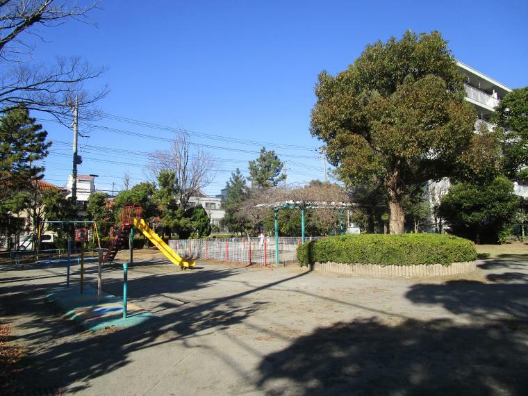 富岡第3児童公園