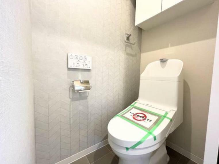 トイレ:明るく清潔感が溢れるトイレ。落ち着いた空間で安らぎのひとときをお過ごし頂けます。