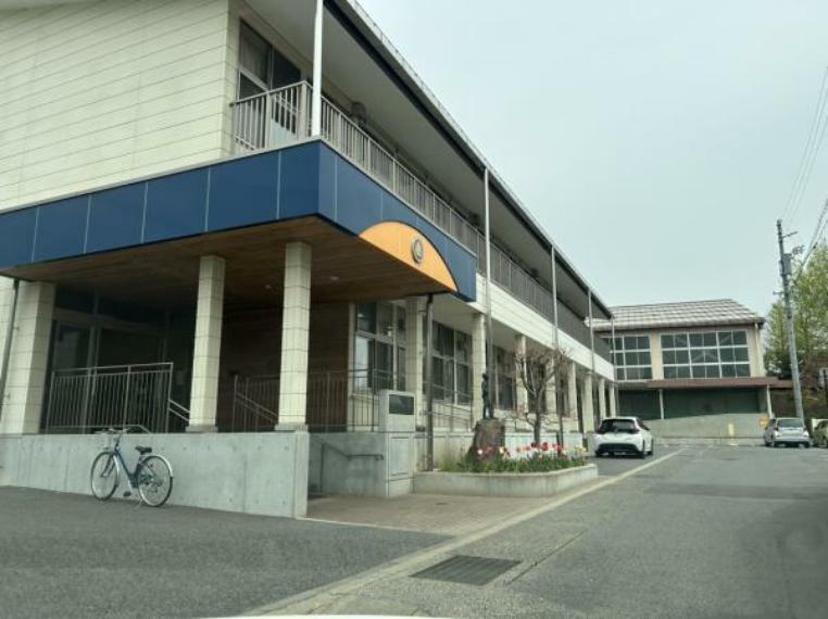 【周辺環境】長野市立三輪小学校 1000m 徒歩約13分