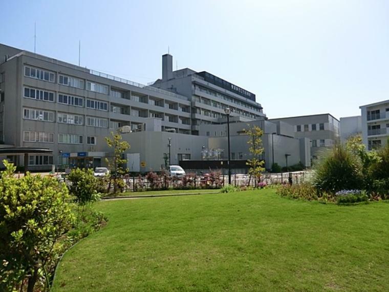 横須賀市立市民病院（『すべての地域のすべての方々が安心して受けられる医療を目指して』運営されている総合病院。 ）