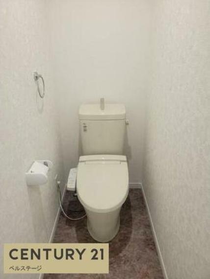 シンプルで落ち着きのあるトイレ！