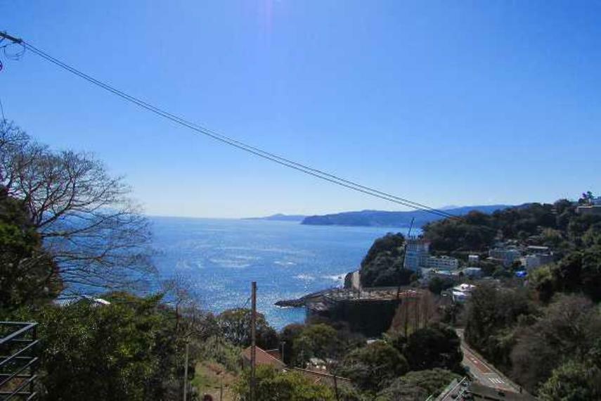高台からの海や伊豆半島の眺めが気持ちいがいいです