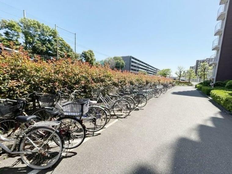 【自転車置き場】空き有　ステッカー代年額500円/台（令和6年5月現在）