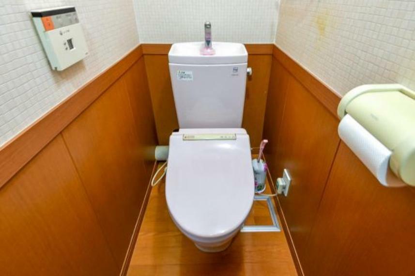 トイレ/温水洗浄付き便座
