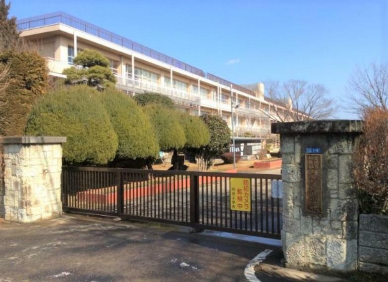 【小学校】阿見町立阿見小学校まで2775m