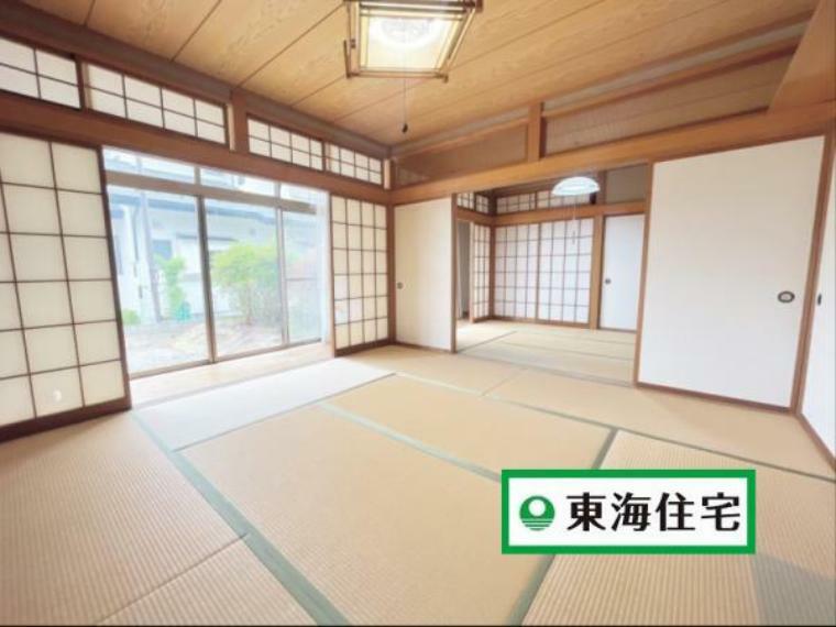 和室に続く縁側は日本らしい雰囲気を感じることが出来ます。