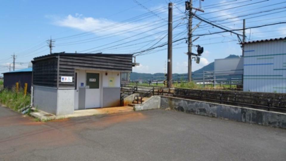 福井鉄道福武線「三十八社」駅まで約3200mです。