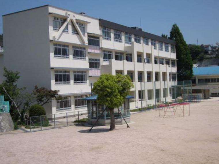 広島市立己斐小学校