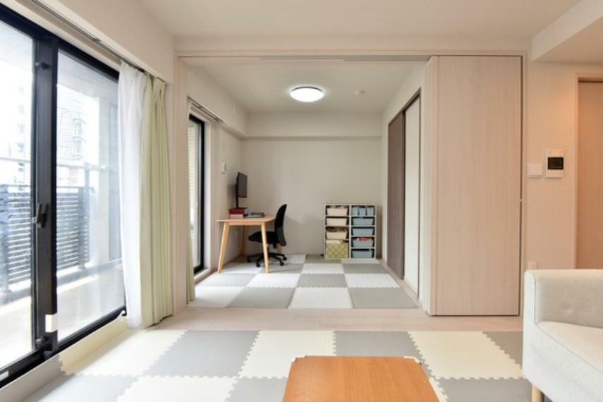 お部屋としても、LDKの一部としても使用できる洋室は、ライフスタイルの変化にも対応可能です。