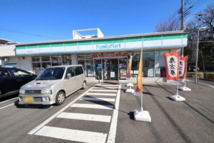 【コンビニエンスストア】ファミリーマート清瀬竹丘店まで658m