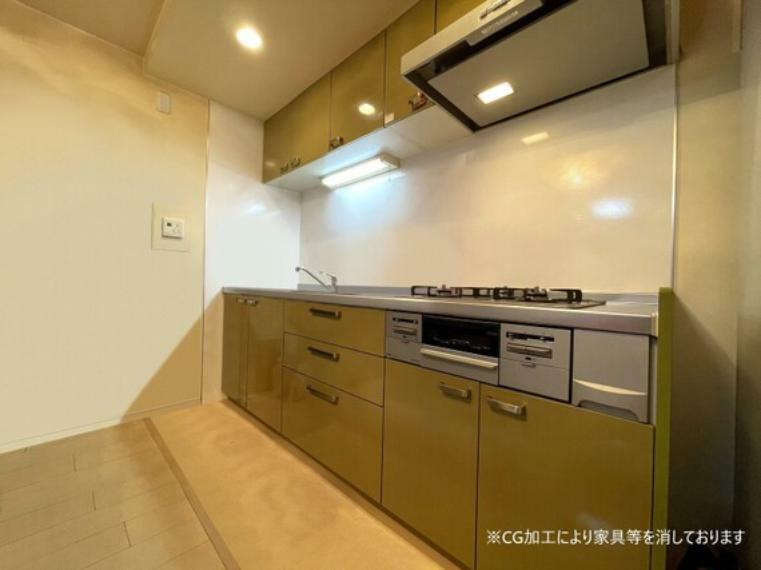 スマートな意匠と充実の機能を備えたキッチンが、暮らしにおいしい彩りを添えます。※CG加工により空室を再現しております。