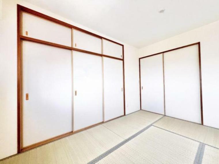 和室スペースです。畳のお部屋は寛げる空間ですね。