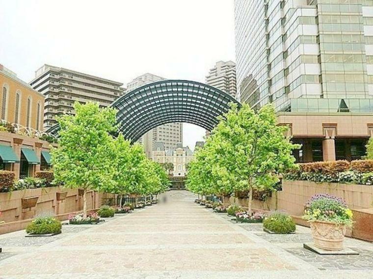 恵比寿ガーデンプレイス 徒歩8分　スーパー、カフェ、物販、オフィスなどが入り新たなモノ・サービスを生み出す上質な空間！