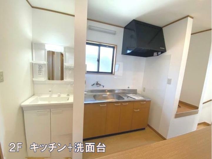 ■2F　キッチン＋洗面台新規交換