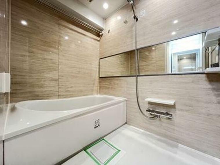 浴室乾燥機つきのお風呂は、梅雨時に大活躍です。
