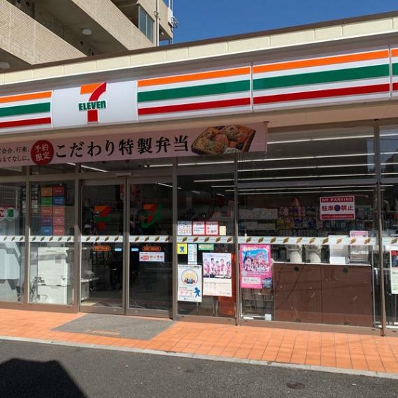 【コンビニエンスストア】セブンイレブン 西早稲田1丁目新目白通り店まで453m