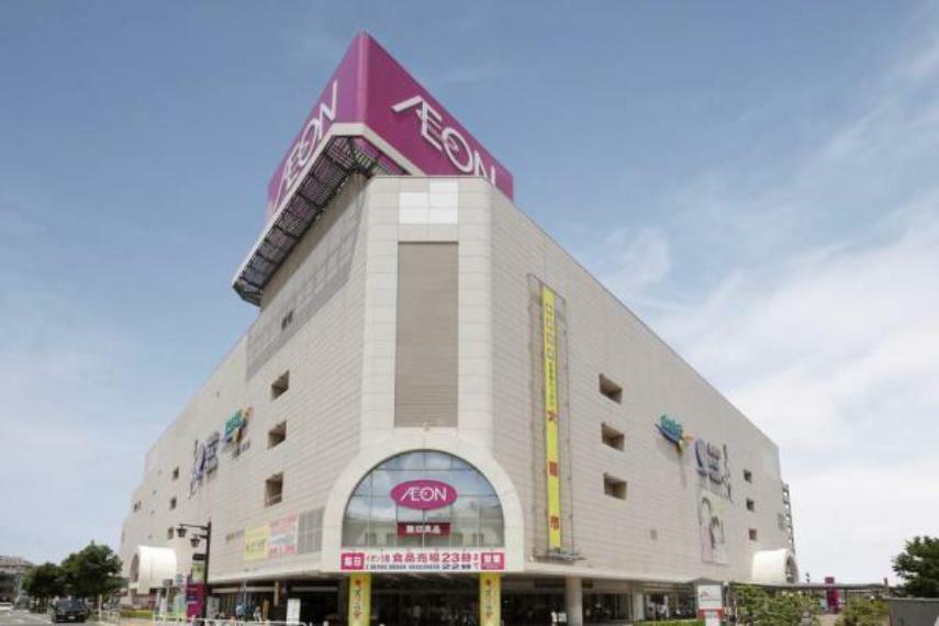 イオン板橋ショッピングセンター:ファッションや雑貨など様々なお店が揃っております！（2530m）
