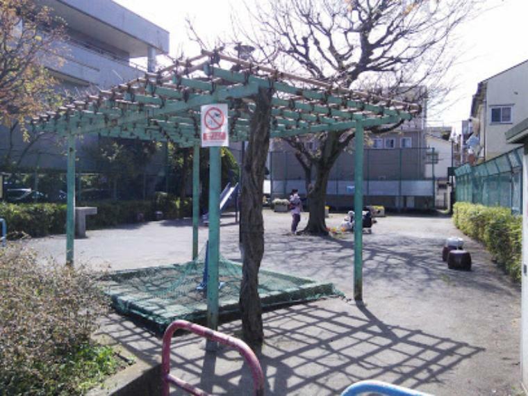 【公園】池上徳持南児童公園まで424m